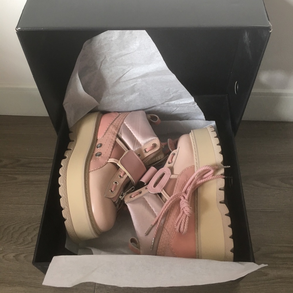 Fenty Puma - Rihanna Strapped Womens Sneaker Boots